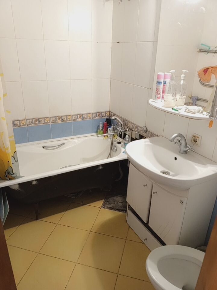 Продажа 3-комнатной квартиры, Новомосковск, Трудовые Резервы ул,  72А