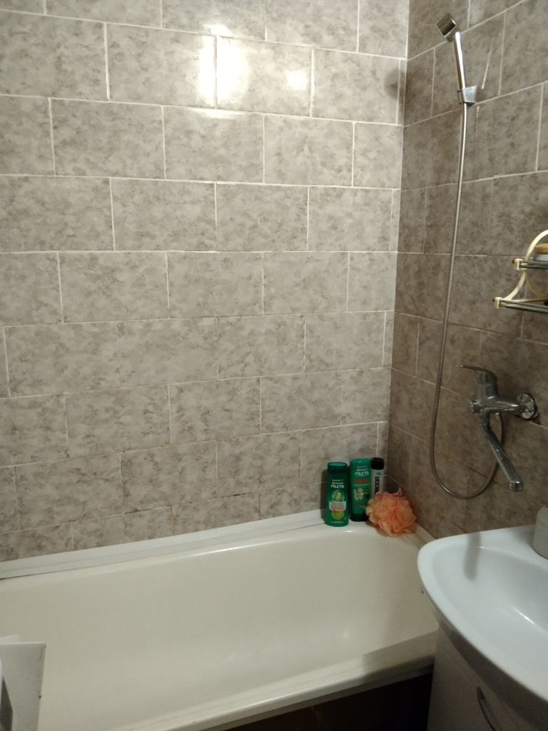 Продажа 2-комнатной квартиры, Новомосковск, Генерала Белова ул,  4