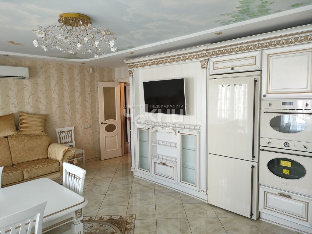 Продажа 3-комнатной квартиры, Нижний Новгород, Гагарина пр-кт,  107