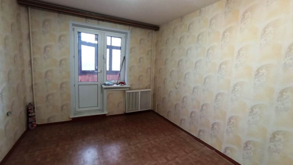 Продажа 3-комнатной квартиры, Кострома, Студенческий проезд,  18