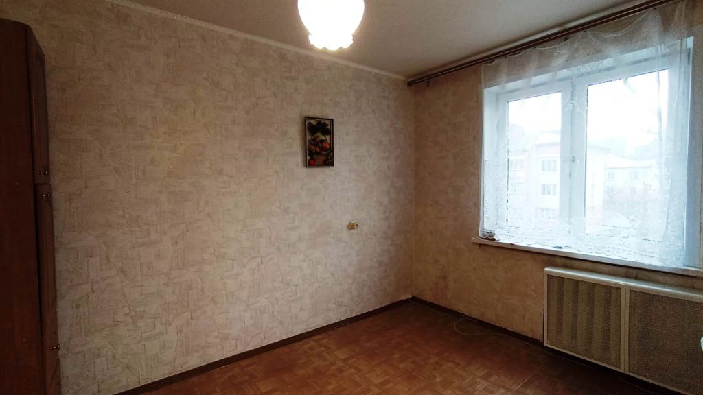 Продажа 3-комнатной квартиры, Кострома, Студенческий проезд,  18