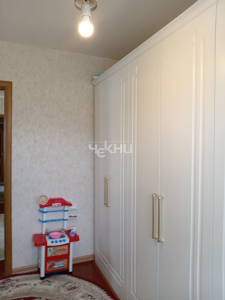 Продажа 4-комнатной квартиры, Нижегородская,  1