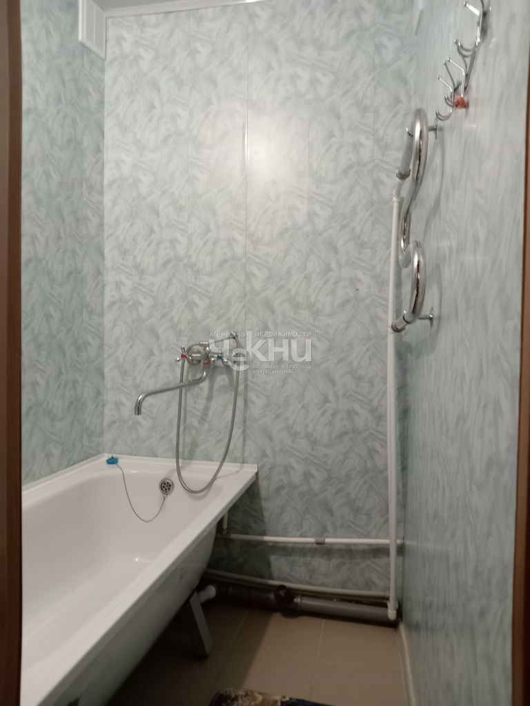 Продажа 4-комнатной квартиры, Нижегородская,  1