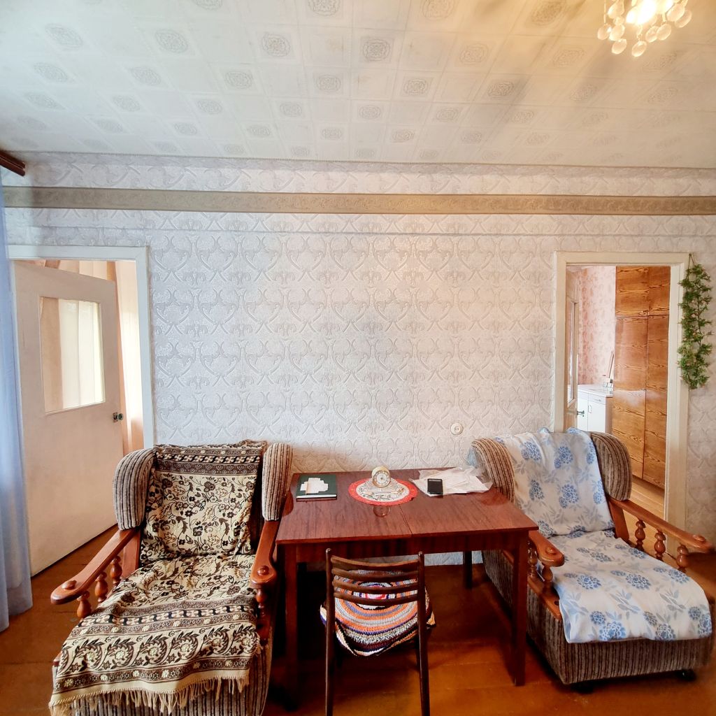 Продажа 3-комнатной квартиры, Грицовский, Первомайская ,  1