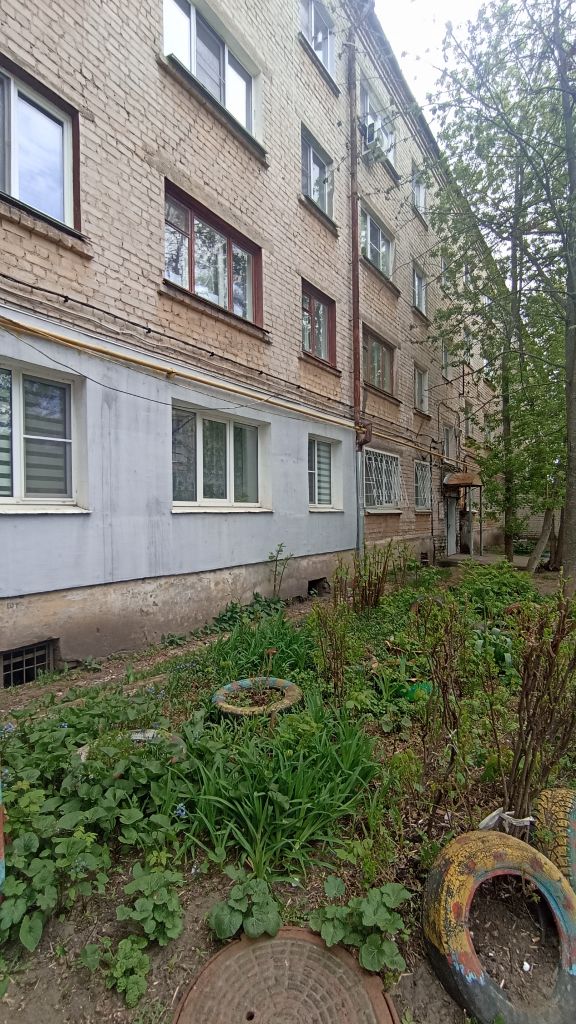 Продажа 3-комнатной квартиры, Нижний Новгород, Героя Советского Союза Сутырина ул,  18