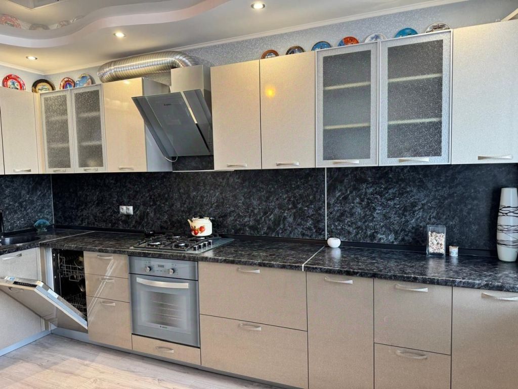 Продажа 2-комнатной квартиры, Саратов, Товарный 2-й проезд,  1/5