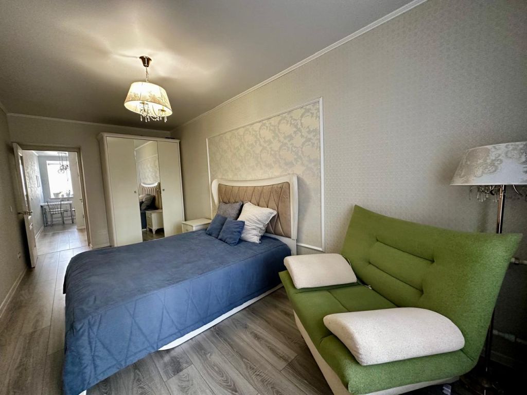 Продажа 3-комнатной квартиры, Кострома, Давыдовский-3 мкр,  7