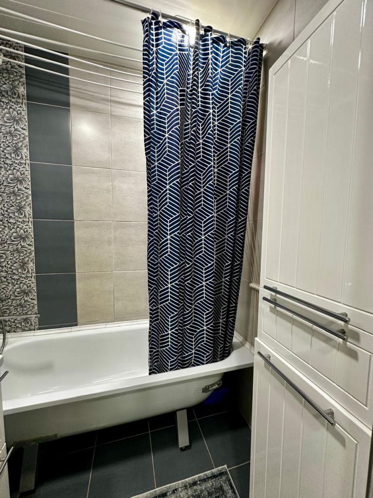 Продажа 3-комнатной квартиры, Кострома, Давыдовский-3 мкр,  7