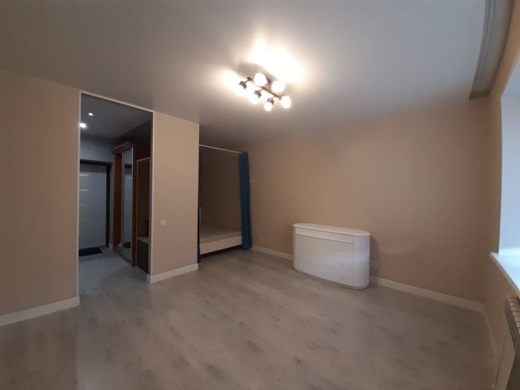 Продажа 1-комнатной квартиры, Красный Бор, Солнечная ул,  13