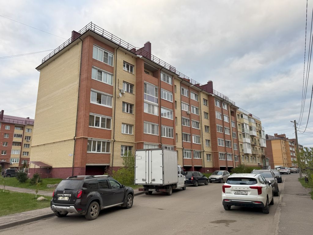 Продажа 1-комнатной квартиры, Красный Бор, Солнечная ул,  13