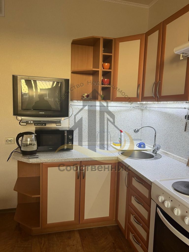 Аренда 1-комнатной квартиры, Старый Оскол, Королева мкр,  38