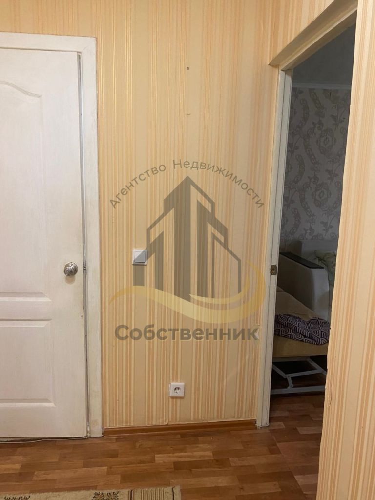 Аренда 1-комнатной квартиры, Старый Оскол, Космос мкр,  15