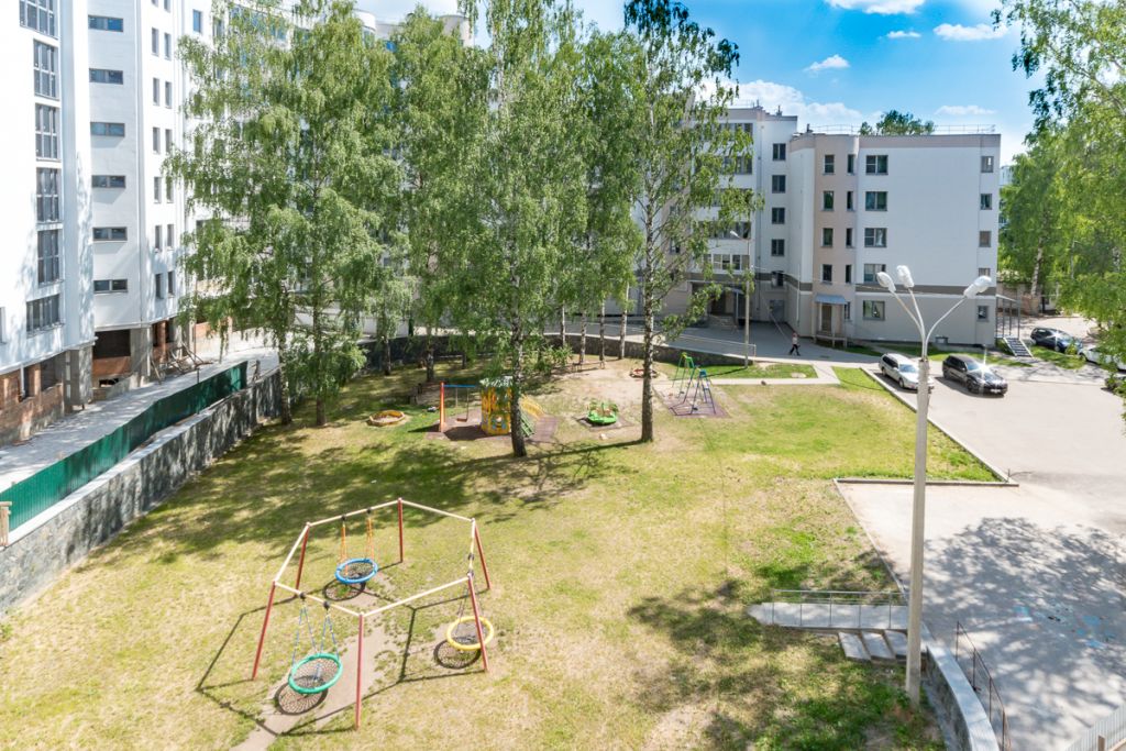 Продажа 3-комнатной квартиры, Ярославль, Приозерная ул,  5