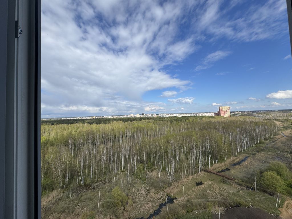 Продажа 3-комнатной квартиры, Ярославль, Приозерная ул,  5