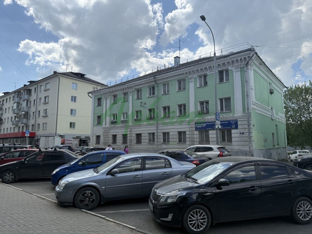 Продажа 2-комнатной квартиры, Тверь, Тверская пл,  8