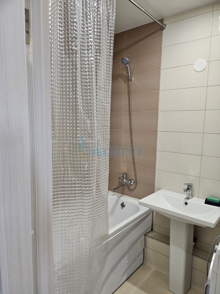 Аренда 2-комнатной квартиры, Нижний Новгород, Героев Донбасса пр-кт,  11