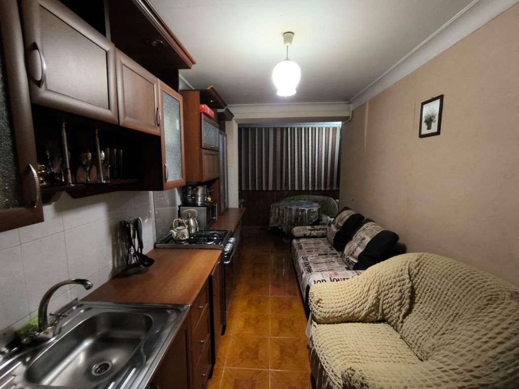 Продажа 2-комнатной квартиры, Кисловодск, Железнодорожная ул,  58