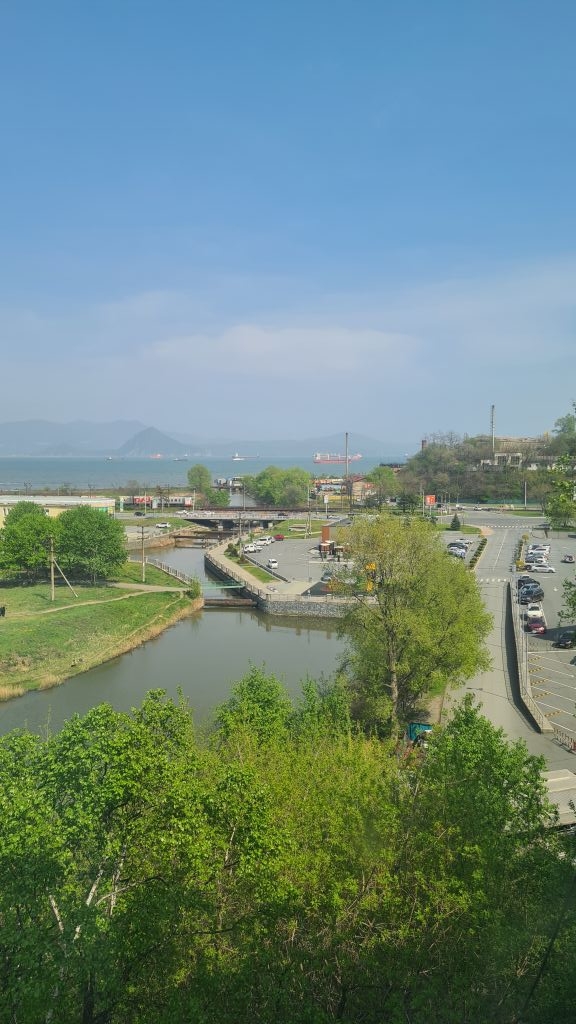 Продажа 2-комнатной квартиры, Находка, Школьная ул,  1