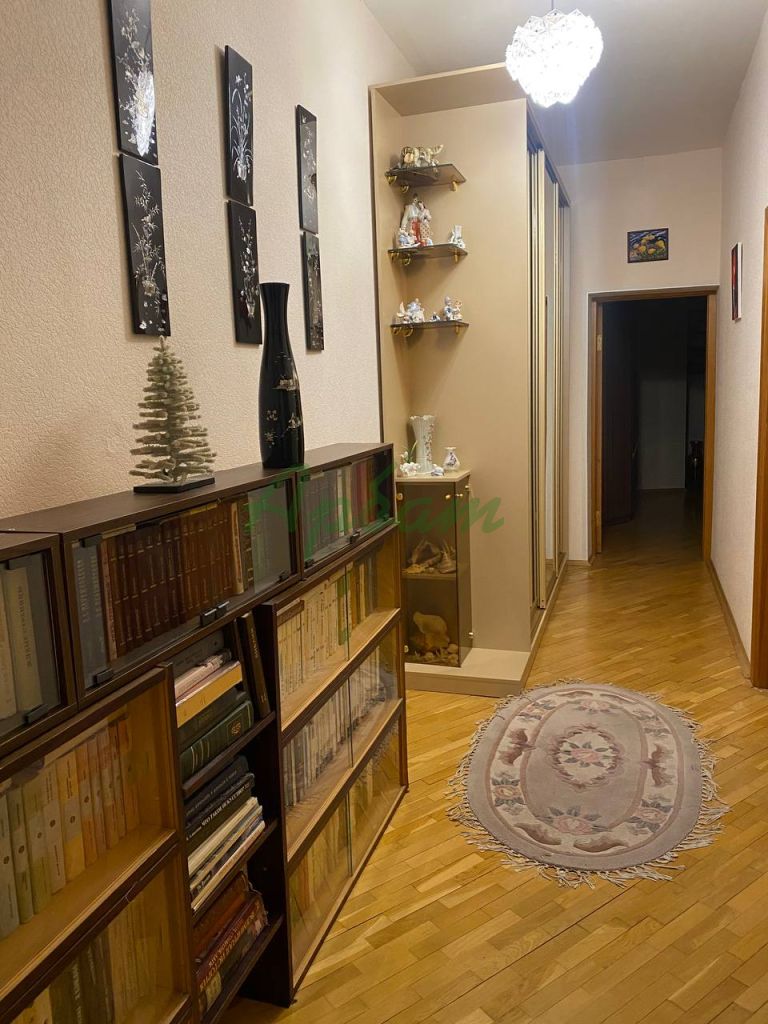 Продажа 4-комнатной квартиры, Тверь, Смоленский пер,  8