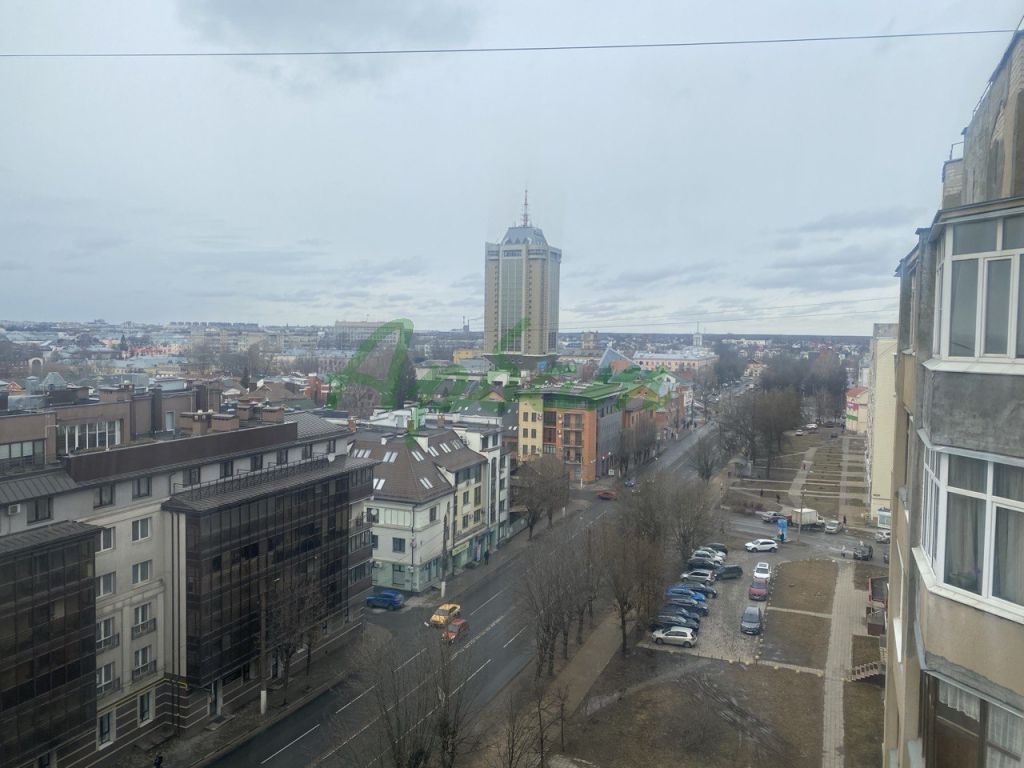 Продажа 4-комнатной квартиры, Тверь, Смоленский пер,  8