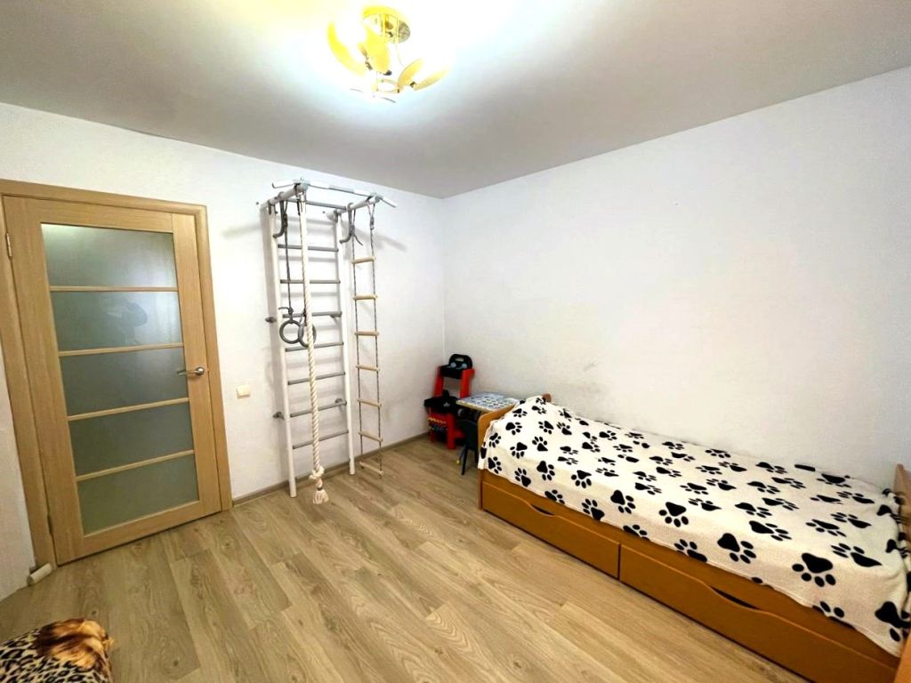 Продажа 3-комнатной квартиры, Кострома, Паново мкр,  11б