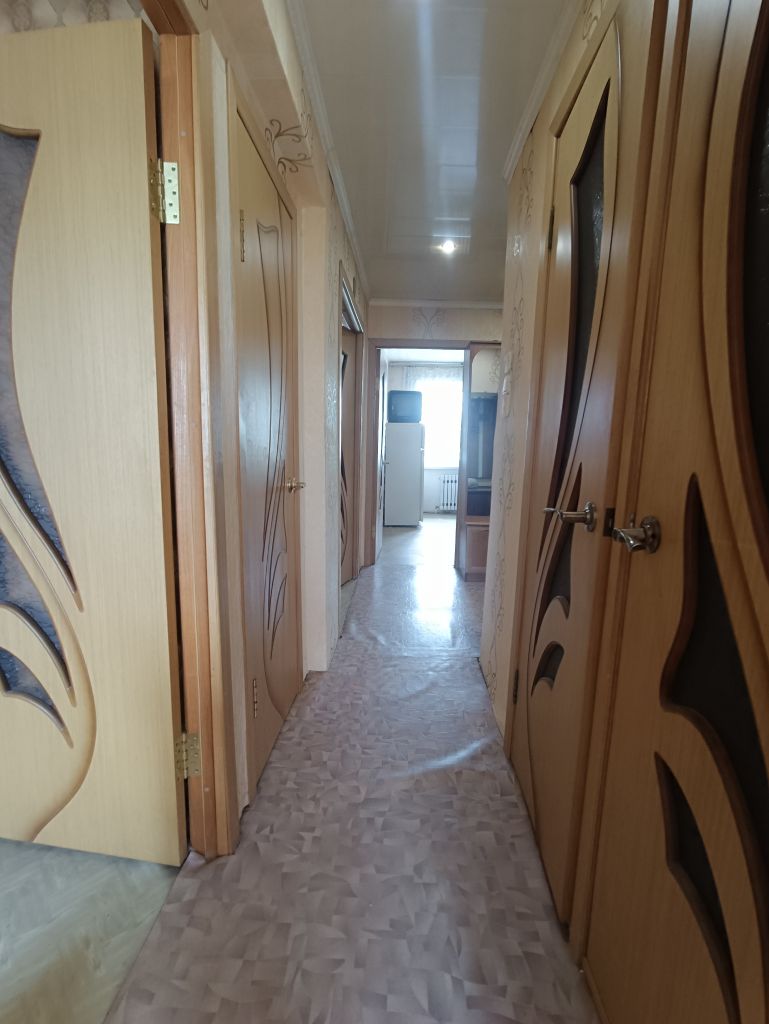 Продажа 3-комнатной квартиры, Новомосковск, Орджоникидзе ул,  3