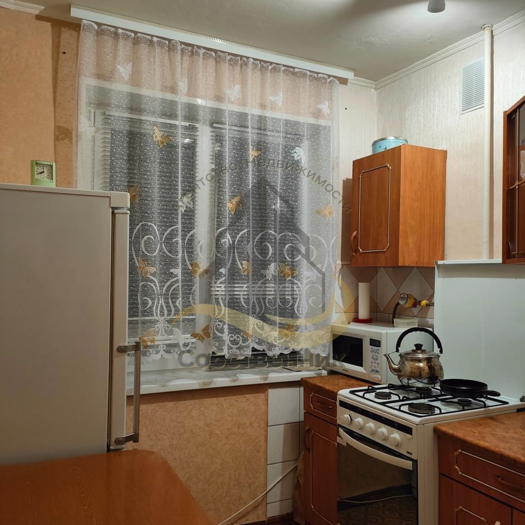 Аренда 2-комнатной квартиры, Старый Оскол, Весенний мкр,  8