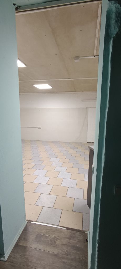 Продажа коммерческой недвижимости, 58м <sup>2</sup>, Смоленск, Черняховского ул,  13