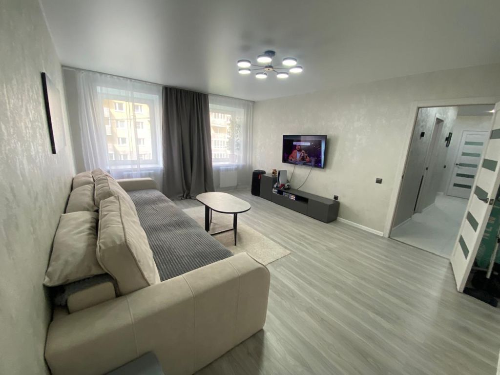 Продажа 2-комнатной квартиры, Смоленск, Краснинское ш,  32