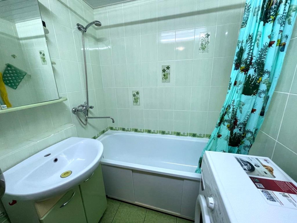 Продажа 2-комнатной квартиры, Кострома, Паново мкр,  14а