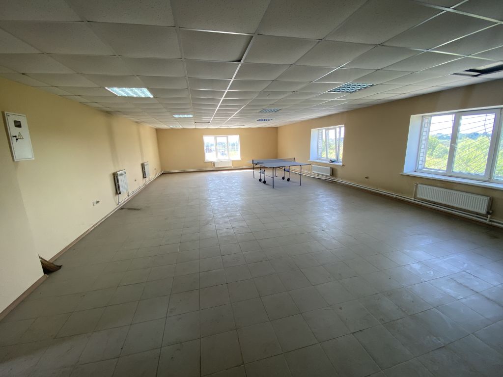 Продажа коммерческой недвижимости, 1640м <sup>2</sup>, Тверь, Михаила Агибалова ул,  7