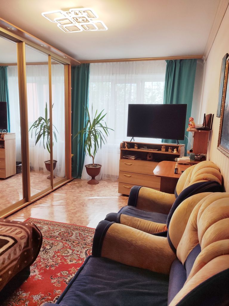 Продажа 3-комнатной квартиры, Дзержинск, Ленинского Комсомола пр-кт,  52