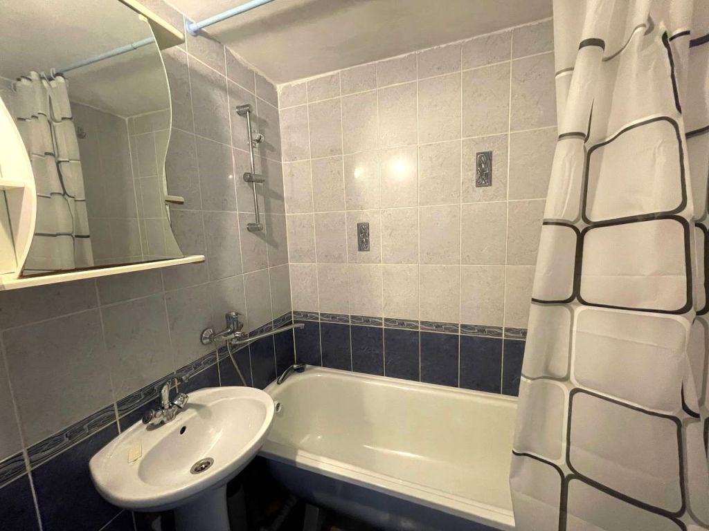 Продажа 2-комнатной квартиры, Кострома, Паново мкр,  25