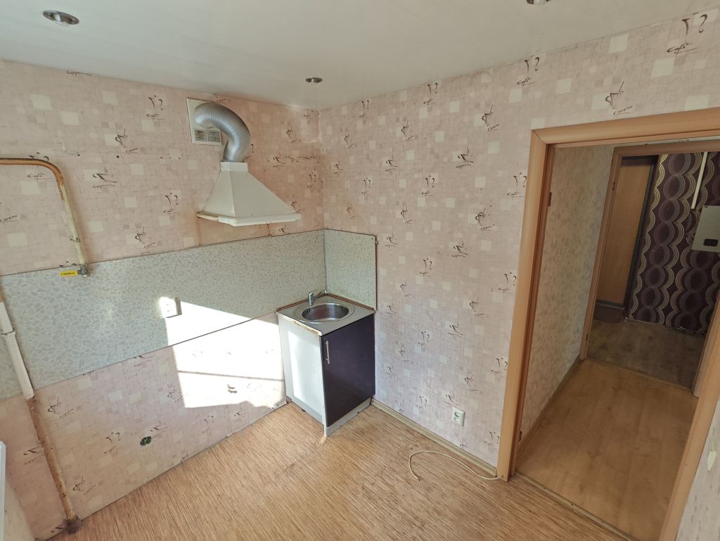 Продажа 2-комнатной квартиры, Иваново, Войкова ул,  20