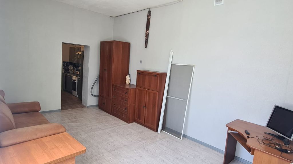 Продажа 1-комнатной квартиры, Волчанец, Озерная ул,  10