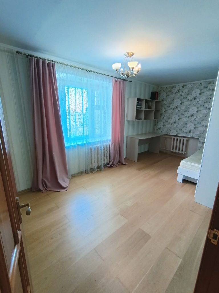 Продажа 3-комнатной квартиры, Ярославль, Сосновая ул,  10