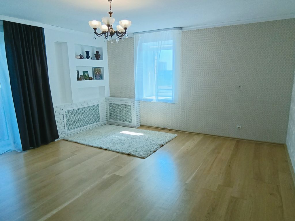 Продажа 3-комнатной квартиры, Ярославль, Сосновая ул,  10