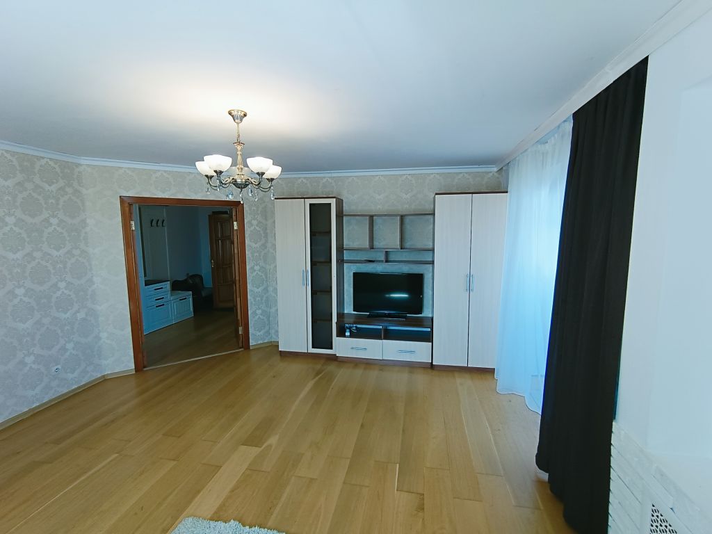 Продажа 3-комнатной квартиры, Ярославль, Сосновая ул,  10