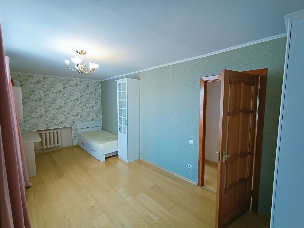 Продажа 3-комнатной квартиры, Ярославль, Сосновая ул,  10