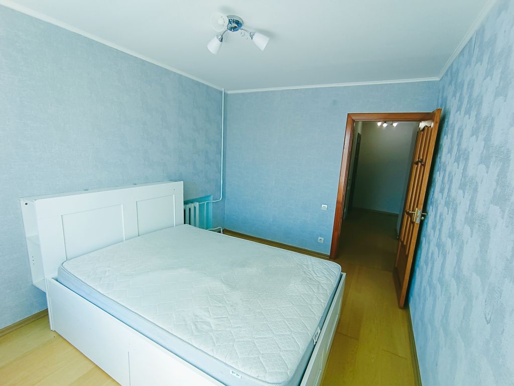 Продажа 3-комнатной квартиры, Ярославль, Сосновая ул,  10