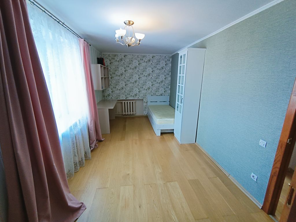 Продажа 3-комнатной квартиры, Ярославль, Сосновая ул,  10