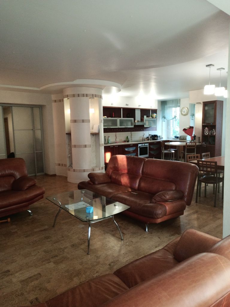 Продажа 4-комнатной квартиры, Нижний Новгород, Максима Горького ул,  232