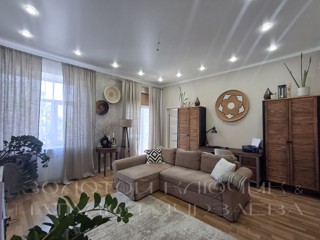 Продажа 4-комнатной квартиры, Нижний Новгород, Коминтерна ул,  168