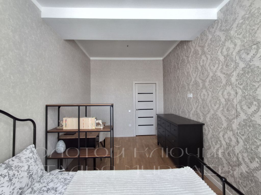 Продажа 4-комнатной квартиры, Нижний Новгород, Коминтерна ул,  168