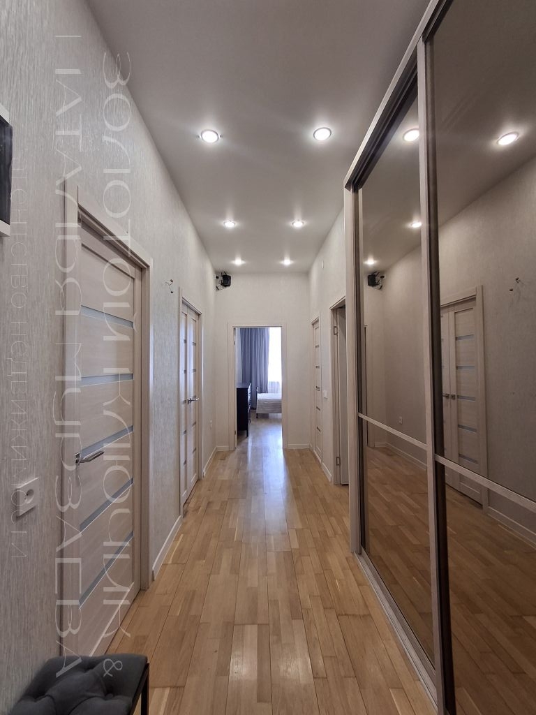 Продажа 4-комнатной квартиры, Нижний Новгород, Коминтерна ул,  168