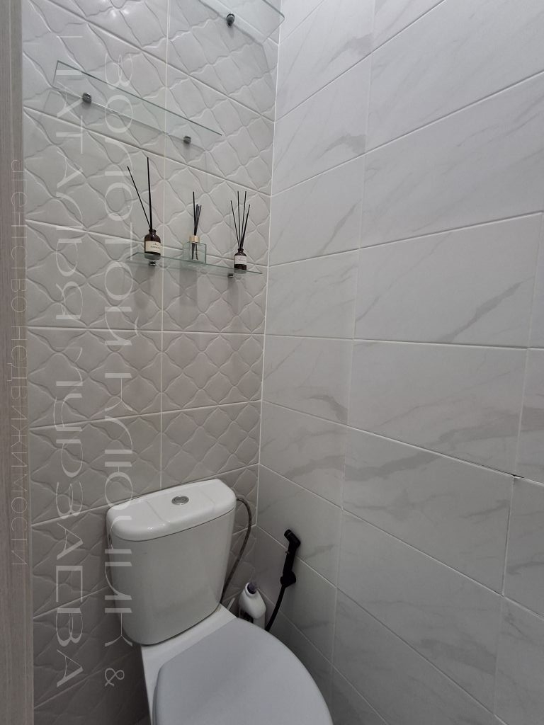 Продажа 4-комнатной квартиры, Нижний Новгород, Коминтерна ул,  168