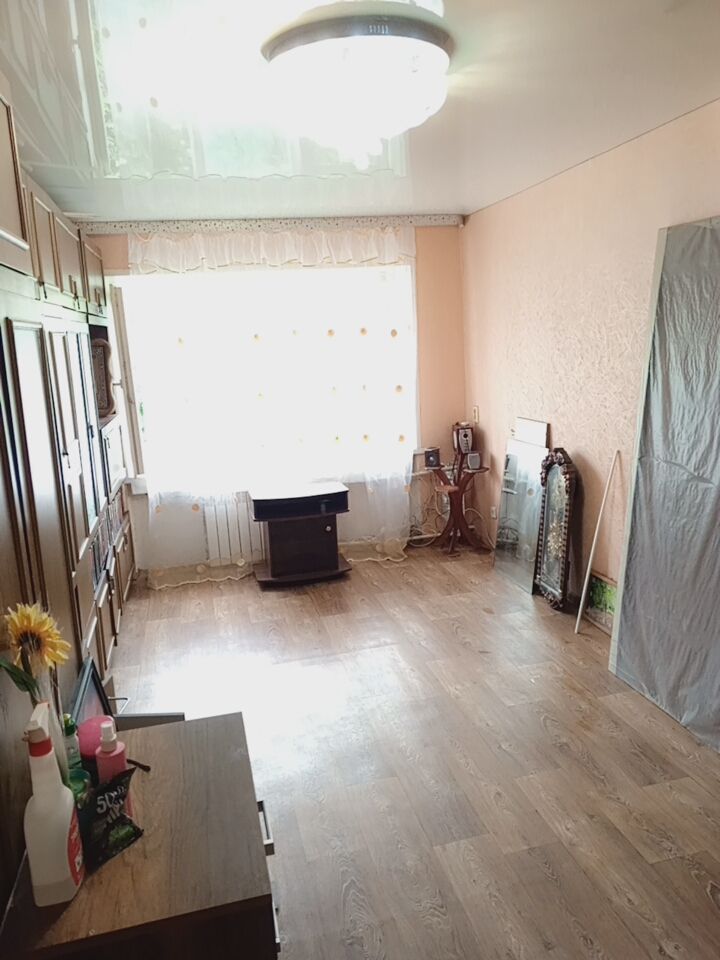 Продажа 1-комнатной квартиры, Новомосковск, Чапаева ул,  12А