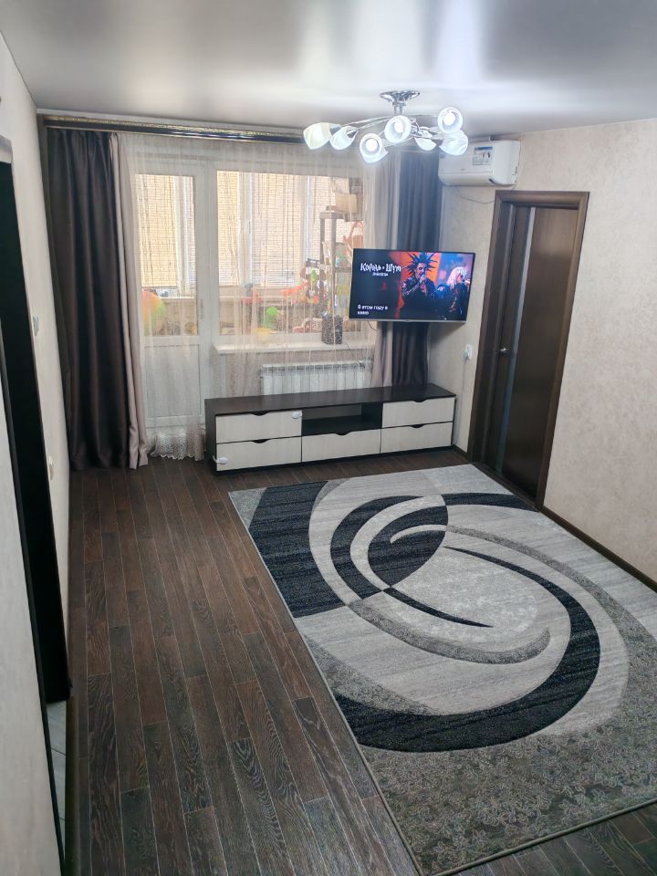 Продажа 3-комнатной квартиры, Саратов, Строителей пр-кт,  2