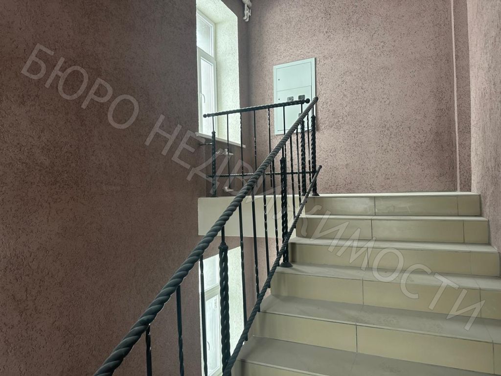 Продажа 2-комнатной квартиры, Балашов, Советская ул,  159