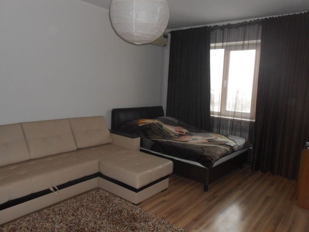 Продажа 1-комнатной квартиры, Саратов, Ламповая ул,  7